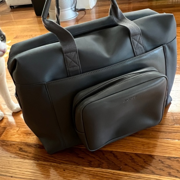Monos Metro Duffle travel bag - Picture 9 of 11